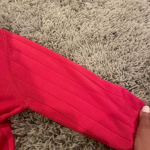 Brand new St John Knit Sweater - Picture 2 of 3